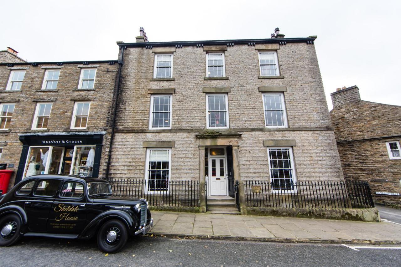 Skeldale House 'All Creatures Great & Small' By Maison Parfaite - Luxury Apartments & Studios In Askrigg, Yorkshire Dales Exterior foto