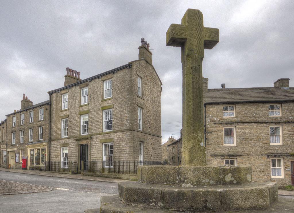 Skeldale House 'All Creatures Great & Small' By Maison Parfaite - Luxury Apartments & Studios In Askrigg, Yorkshire Dales Exterior foto